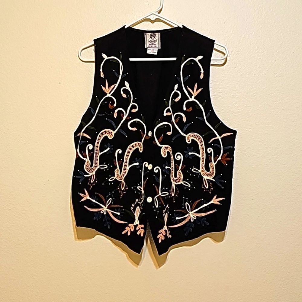 Short‎ Circuit vintage embroidered vest size large